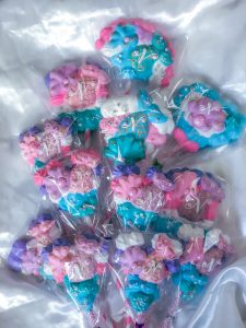 Mermaid theme meringue pops