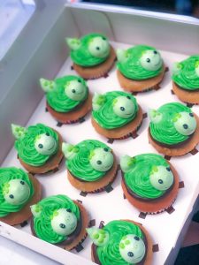 S”mores Dinosaur Cupcakes